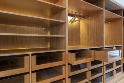 Reforma de vestidor en madera en valladolid