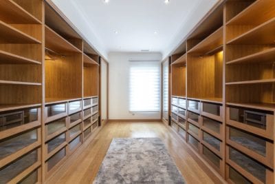 Vestidor de madera
